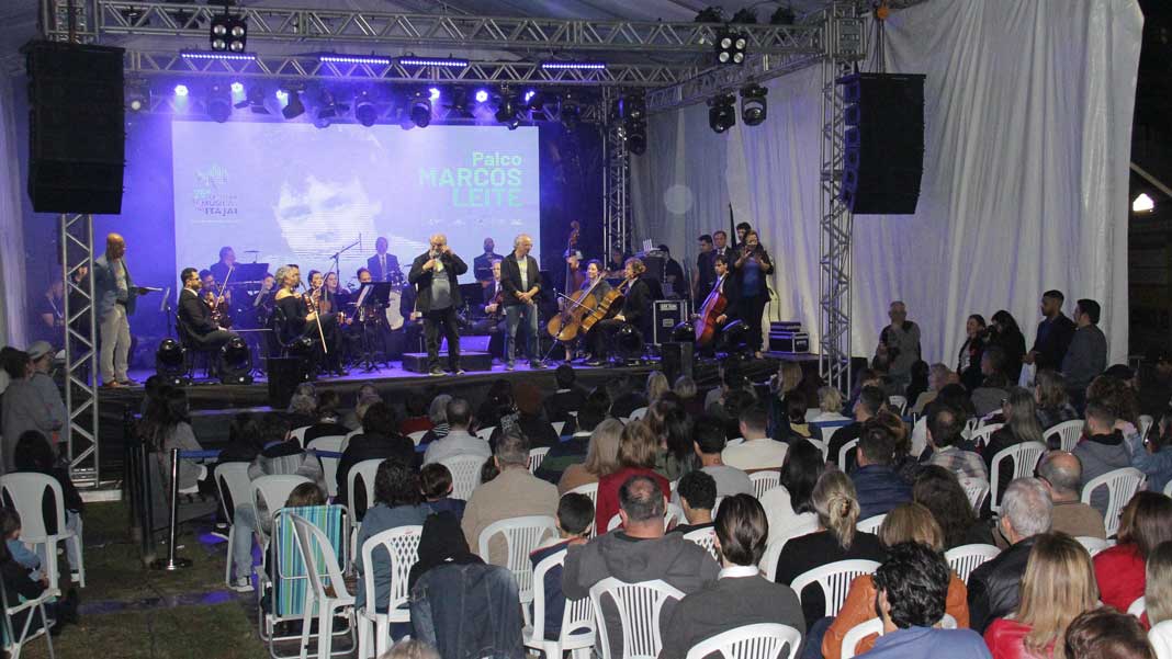 Fim de semana em Balneário Camboriú e região com Festival de Música, Acampamento Farroupilha, shows e stand-up