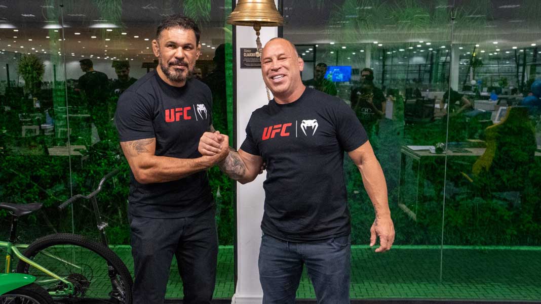 Sessão de fotos aberta ao público com Minotauro e Wanderlei Silva nesta quinta em Balneário Camboriú